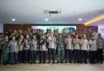 Jaga Kondusifitas May Day, Polres Metro Jakarta Barat menunjukkan komitmennya dalam menjaga keamanan dan kenyamanan masyarakat dengan menggelar Rapat Koordinasi (Rakor) lintas sektoral, Kamis (30/4/2026).