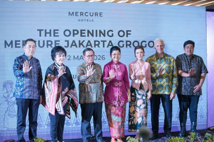 Gubernur DKI Jakarta Pramono Resmikan Hotel Mercure Jakarta Grogol, kehadiran hotel ini akan memberikan kontribusi positif bagi perkembangan ekonomi Jakarta Barat, di kawasan Grogol Petamburan, Jakarta Barat, pada Sabtu (2/5/2026). 