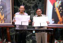 Perkuat Keamanan Ibu Kota, Kapolda Metro Jaya, Komjen Pol Asep Edi Suheri, dan Gubernur DKI Jakarta Pramono Anung Integrasikan 27 Ribu CCTV di Balai Kota DKI Jakarta, Senin(18/5/2026). 
