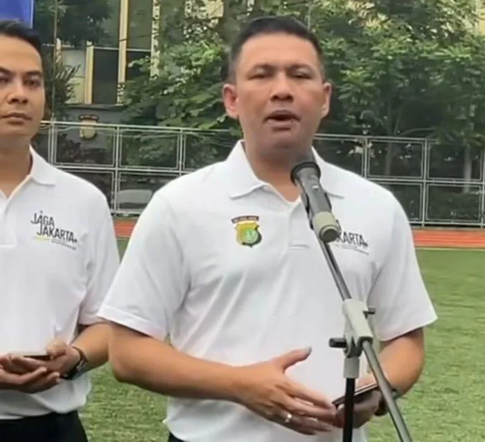 Kabid Humas Polda Metro Jaya Kombes Budi Hermanto: Ketua Umum GRIB Jaya Hercules Dilaporkan Terkait Dugaan Perampasan Kemerdekaan, seseorang oleh anak penulis Ahmad Bahar, Ilma Sani Fitriana.