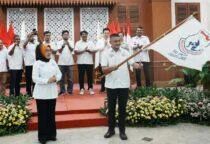Ketua Muaythai DKI Muaythai DKI Jakarta, Sylviana Murni, serta disaksikan oleh Wali Kota Jakarta Barat, Iin Mutmainnah, dilantik dan dikukuhkan Pengurus Jakbar Periode 2026-2030 di Ruang Ali Sadikin, Kantor Wali Kota Jakarta Barat, pada Jumat (29/5/2026) sore.
