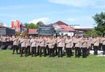Kapolres Belitung, AKBP Sarwo Edi Wibowo, S.I.K., didampingi Wakapolres dan Kabag Ops Polres Belitung, serta diikuti oleh seluruh personel Polres Belitung Apel Siaga Antisipasi Peringatan 1 Mei 2026, Polres Belitung menggelar Apel Siaga Pengamanan pada Jumat (1/5/2026) pukul 08.00 WIB di halaman Mako Polres Belitung.