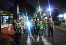 Antisipasi Kejahatan Pasca May Day, personel Babinsa 06/Cibodas dan Babinsa Koramil 03/Serpong bersama Komponen Pendukung (Komduk) melaksanakan patroli malam bersama unsur Linmas dan Mitra Jaya di wilayah teritorial Kodim 0506/Tgr, Jum'at malam (01/05/2026).