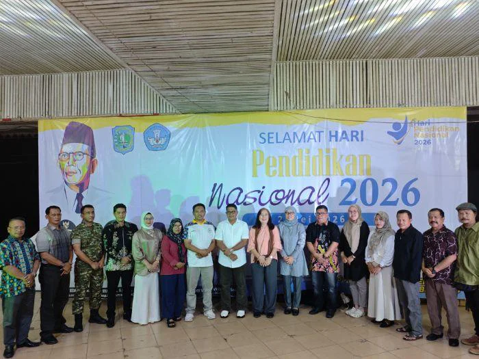 Sambut Penerbangan Perdana Scoot Rute Singapura, Kasihumas Polres Belitung Iptu Selamet Junaidi, S.H., hadir mewakili Kapolres Belitung sebagai bentuk dukungan terhadap dibukanya rute penerbangan internasional yang diharapkan mampu meningkatkan sekto Hadiri Pentas Seni