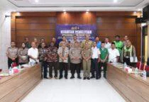 Puslitbang Polri Gelar Penelitian Strategis dipimpin langsung oleh Ketua Tim, KBP Tonny Kurniawan, S.I.K., kegiatan tersebut berlangsung di Aula Tribrata Polres Belitung dengan melibatkan Polres Belitung dan Polres Belitung Timur.