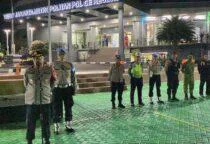 Cegah Tawuran dan Kejahatan Jalanan, Polres Jakbar Intensifkan Patroli Kewilayahan, Kegiatan patroli tersebut melibatkan sebanyak 79 personel gabungan yang terdiri dari TNI, Polri dan Satpol PP.