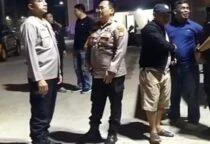 Cegah Kejahatan Jalanan, Polsek Kebon Jeruk Gelar Razia Stasioner di Titik Rawan, Kegiatan tersebut dipimpin langsung oleh Kapolsek Kebon Jeruk Nur Aqsha Ferdianto didampingi Wakapolsek Subartoyo bersama jajaran personel Polsek Kebon Jeruk.