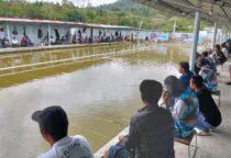 Pererat Silaturahmi dengan Masyarakat, Kodim 0210/TU Gelar Lomba Mancing Piala Dandim 0210/TU TA 2026, berlangsung di Kolam Pemancingan Mancung, Desa Hutabarat, Kecamatan Siitas Barita, Kabupaten Tapanuli Utara, Sumatera Utara, pada Minggu (24/5/2026).