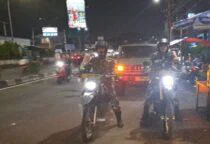 Cegah Begal dan Tawuran, Kodim 0506/Tgr, satuan Koramil 04/Ciledug dan satuan Koramil 08/Pamulang bersama Komduk melakukan patroli malam.