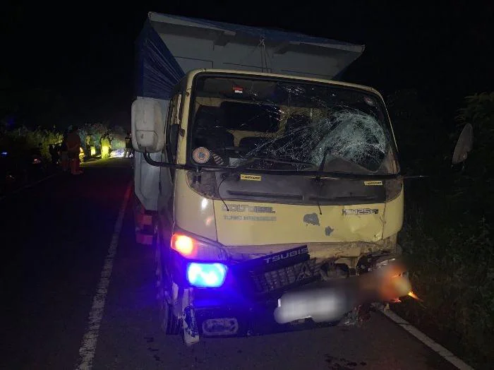 Satlantas Polres Belitung Tangani Kecelakaan Lalu Lintas di Badau, Satu Pengendara Meninggal Dunia, terjadi di Jalan Mempiu Tugu Nanas, Dusun Mempiu, Desa Cerucuk, Kecamatan Badau, pada Minggu (24/5/2026).