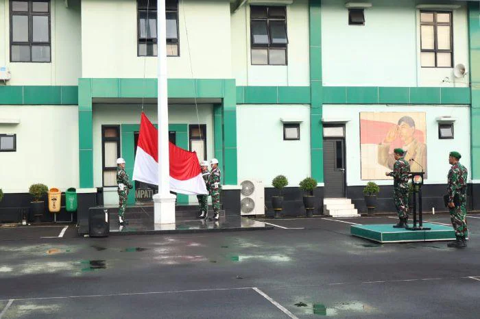 Awali Pekan Dengan Semangat Pengabdian, Kodim 0506/Tgr Gelar Upacara Bendera Mingguan dipimpin oleh Dandim 0506/Tangerang Kolonel Inf Ary Sutrisno 