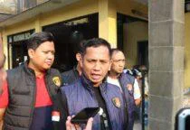 Rampas Motor dan HP Korban dengan Modus Fitnah, Tiga Pelaku Ditangkap, Unit Reskrim Polsek Cengkareng Polres Metro Jakarta Barat berhasil mengungkap kasus pencurian 