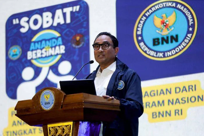 Kepala BNN RI, Suyudi Ario Seto, Lantik Ribuan Pelajar Jadi "Sobat Ananda Bersinar" yang terdiri atas 2.899 siswa dan 818 guru dari 833 sekolah SMA/SMK/MA/SR se-DKI Jakarta di Menara 165, Jakarta Selatan, Rabu (6/5/2026),