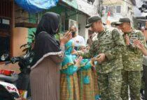 Resmikan Jembatan Garuda, Pangdam Jaya Letjen TNI Deddy Suryadi Tinjau Hasil Gentengisasi di Kel. Pademangan, Jakarta Utara. Jumat (8/5/2026).
