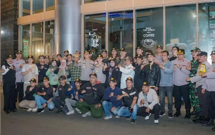 Polres Metro Jakarta Selatan Gelar Ops Cipkon Malam hingga Dini Hari dipimpin Kabag Ops Polres Metro Jakarta Selatan, AKBP Tribuana Roseno didampingi para Kapolsek jajaran Rayon Tengah