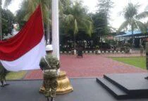 Peringati Harkitnas ke-118, Korem 051/Wijayakarta Gelar Upacara selaku Inspektur Upacara, Kasilog Korem 051/Wkt Kolonel Inf Mustofa Akbar Mahfudz
