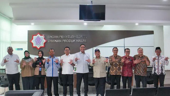 Bantu Mantan Pecandu Bangkit dan Dapat Kerja, BNN-BPJPH Jajaki Kerja Sama, pertemuan antara Kepala BNN RI, Suyudi Ario Seto, dan Kepala BPJPH RI, Ahmad Haikal Hasan, di Kantor Pusat BPJPH, Jakarta Timur, Kamis (21/5/2026). 