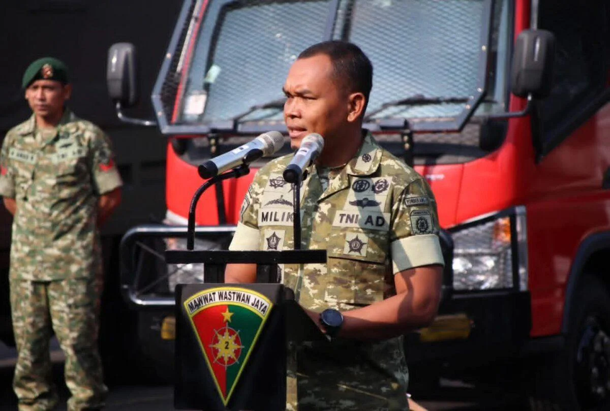 Yonbekang 2 Kostrad Syukuran Randis Baru dan Santuni Anak Yatim dari Ponpes Darul Jundi tersebut berlangsung di Garasi Pool Yonbekang 2/MWJ/2 Kostrad, Malang, Jawa Timur, Jumat (22/5/2026).