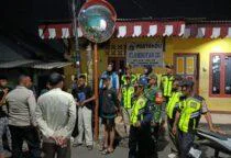 Patroli Komduk Sisir Wilayah Cipayung, Babinsa Koramil 07/Cipayung bersama Unsur Komduk menggelar patroli keliling di wilayah Kecamatan Cipayung Jakarta Timur Ajak Warga Bersatu Cegah Tawuran dan Kenakalan Remaja