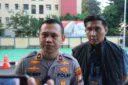 Eksekutor Utama Komplotan Jambret Kalung Emas di Jakarta Barat Akhirnya Ditangkap, Kapolsek Metro Tamansari Polres Metro Jakarta Barat Kompol Bobby M. Zulfikar didampingi Kanit Reskrim Akp Egy Irwansyah