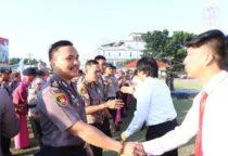 ​52 Personel Polres Belitung Resmi Naik Pangkat, dipimpin langsung oleh Kapolres Belitung, AKBP Sarwo Edi Wibowo, di halaman Mako Polres Belitung, Selasa (30/6/2026) sore. Jadikan Motivasi Tingkatkan Pelayanan