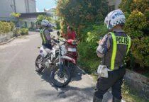 Satlantas Polres Belitung Laksanakan Penindakan Hunting System Berbasis ETLE Handheld, 5 Pelanggar Ditilang, pada Senin (6/7/2026) mulai pukul 09.00 WIB hingga selesai di seputaran Kota Tanjungpandan.