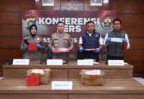Baru Resmi Menjabat, Kapolres Belitung AKBP Satria Darma Langsung Ungkap Penyelundupan 600 Kg Pasir Timah Ilegal